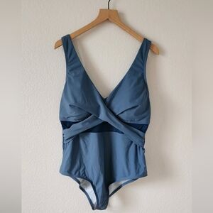 Cupshe Women’s 2X One Piece Sexy Tummy Control Blue Bathing Suit NEW